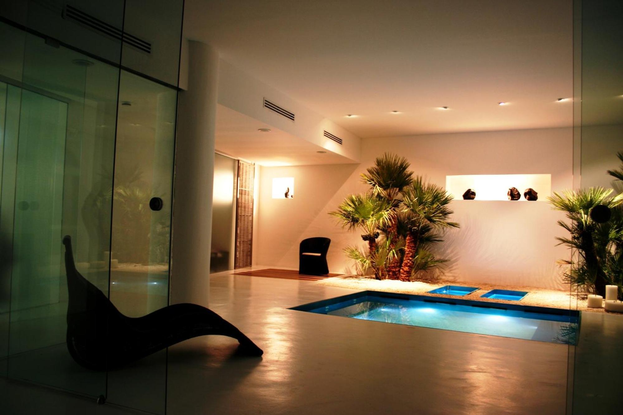 La Piazza Luxury Hotel & Spa بانايا المظهر الخارجي الصورة