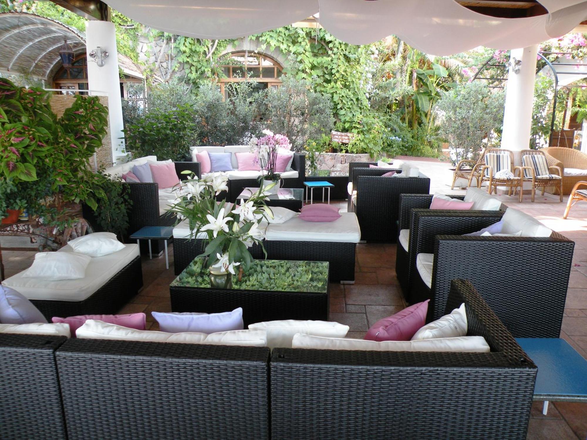 La Piazza Luxury Hotel & Spa بانايا المظهر الخارجي الصورة